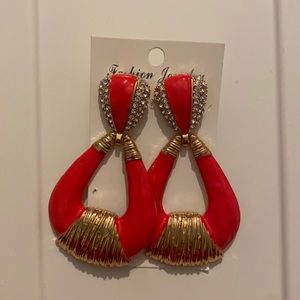 Bright pink fashion earring